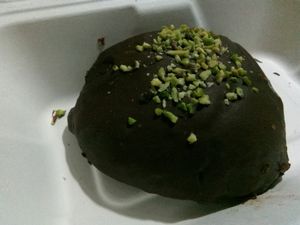 sicilian chocolate pastry at 'O Grin in Naples