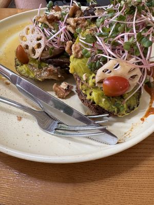 Avocado toastt  at Roots Plant-based Cafe - Hẻm 41 Xuan Thuy in Ho Chi Minh City