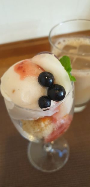 (Straw)berry dessert at Vege Cafe Lotus in Toyohashi