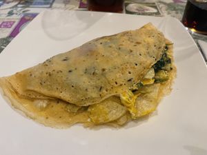 Crep salado con revuelto de espinacas  at Shangri-La in Ourense