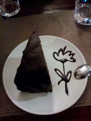 Tarta Sacher vegan at Shangri-La in Ourense