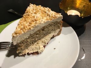 Veganer Nuss-Kuchen at Milton in Salzburg