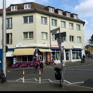 outside at Veel Good in Darmstadt