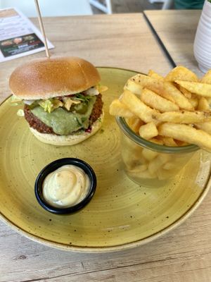 Mexikaner „manuell“ vegan gemacht  at Hamburgerei in Munich