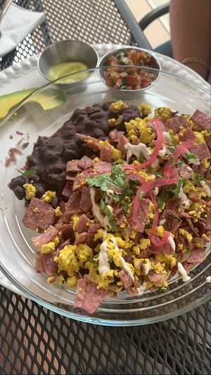 Tofu con frijoles  at Casa Macro in Monterrey