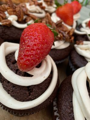 Vegan cupcakes at Casa Macro in Monterrey