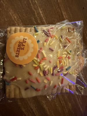 Pop tartts  at Vizzi - Pop up in Long Beach