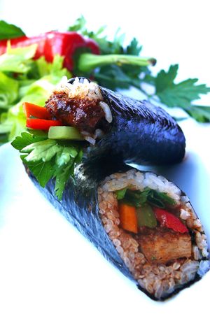 vegans sushi by vVasabi - Gulasch Roll at vVasabi in Leipzig