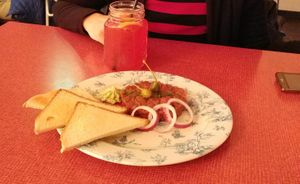  at Elle n' Belle in Zurich