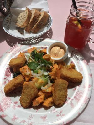 vegan nuggets  at Elle n' Belle in Zurich