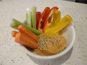 hummus and veggies at JOi Café in Westlake Village