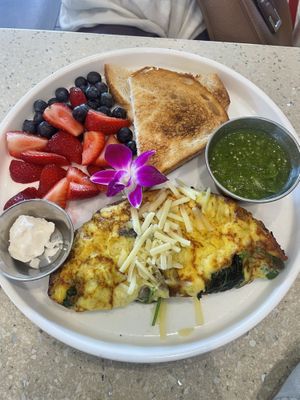 omelette breakfastt  at JOi Café in Westlake Village
