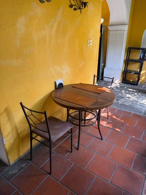 outside table at Ruanthai -Thai Food - Casa Thai in Antigua