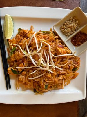 tofu pad thai at Ruanthai -Thai Food - Casa Thai in Antigua