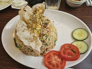 Tofu fried rice at Luong-Loi Restaurant in Wheaton