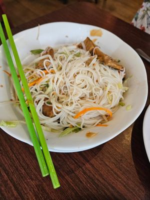 Noodle dish at Luong-Loi Restaurant in Wheaton