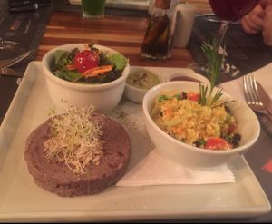 Vegan burger at Le Manjue Bistro Organique in Sao Paulo