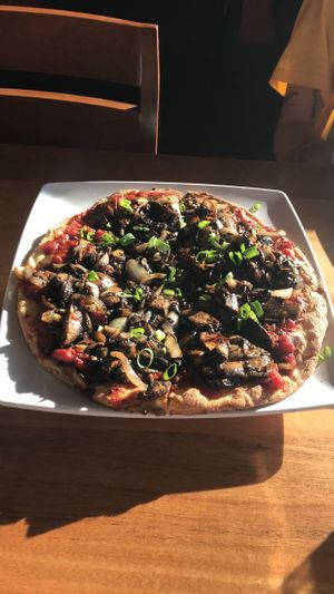 Pizza at Viva in Tacoma