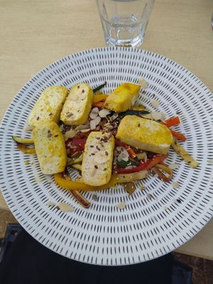 Tofu and veggies at Tipico in Rovinj