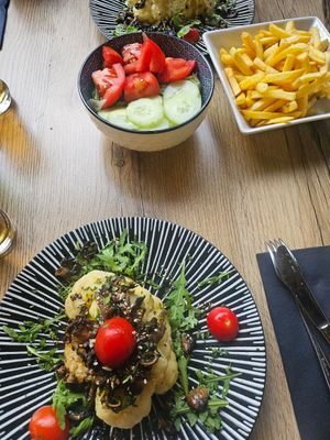 Roasted cauliflower (not a lot of different spices, mostly salt) at Tipico in Rovinj