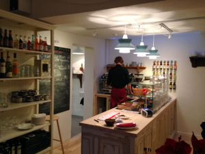 the counter at Den Go'e Fe in Silkeborg