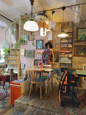 Interior with manekin at Soepp in Alkmaar