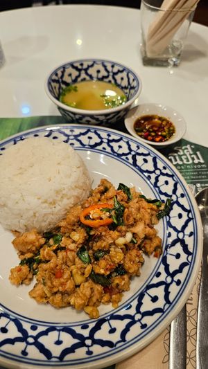 stir fried plant based minced pork basil at Ros'niyom Emporium in Bangkok