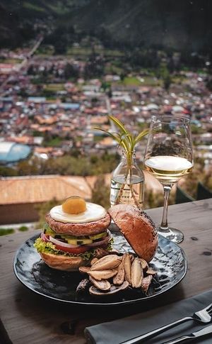 HANBURGUESA at Green House Valle Sagrado in Urubamba