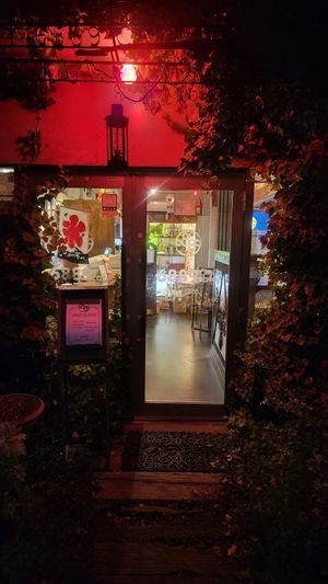  at 6889cafe in Tokyo