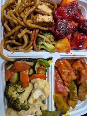  at Obol Vegan Restaurant in Brossard