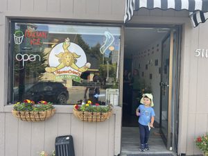Front door  at Mama Crino's Italian Ice in Brookings