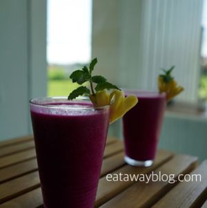 check out eatawayblog for more informations  at Banana Leaf Vegan Thai Fusion in Canggu