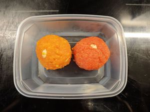 Laddoo at Anhad Foods in Sint-truiden