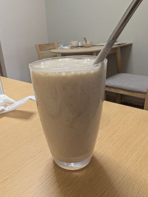 Banana Juice at lil Mill in Kyoto