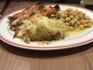 Another regular sized market platee  at Smith & Deli CBD in Melbourne