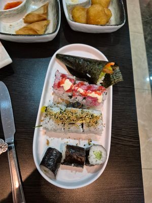 Algues, nori, sushi vegan at Ninja House in Brussels