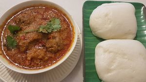 Steamed buns with curry 🤩🤩🤩 at Nature Vegetarian Food in Lower Hutt