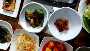 Vegetable side dishes at Dajeon Cafe in Busan