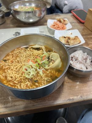 Dumpling ramen  at Dajeon Cafe in Busan