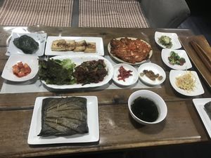 Menu para 2 persona “Lotus Leaf" at Dajeon Cafe in Busan