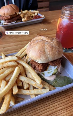 Vegan Nashville hot chicken and a Dakota Fanning (sprite and cranberry juice)  at Fort George Brewery in Astoria