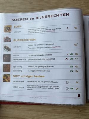 Speisekarte: Suppen und Beilagen, vegan und glutenfrei sind deklariert  at BioToko in Zutphen