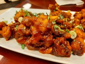 Cauliflower manchurian at Turmerican Vegetarian Cuisine in Novi