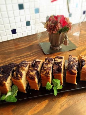 Vegan Blueberry cakes at Furomae Cafe in Tokyo