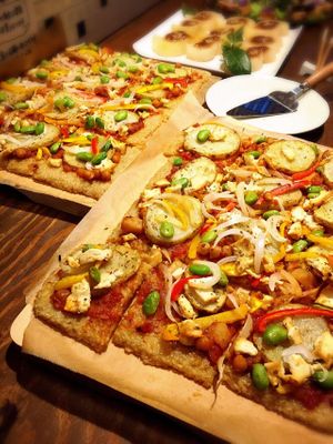 brown rice pizza at Furomae Cafe in Tokyo