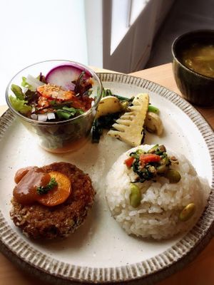 Vegetable burg,  at Furomae Cafe in Tokyo