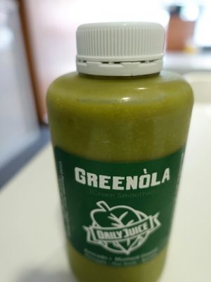 Greenola cold pressed cleanse juice at Daily Juice in Central Singapore
