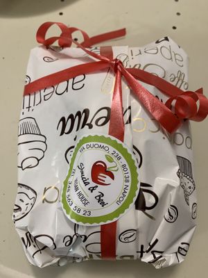 Beautiful packed 🙂 at Vegan Art in Naples