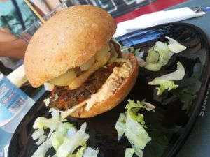 Panino Bomb at Vegan Art in Naples