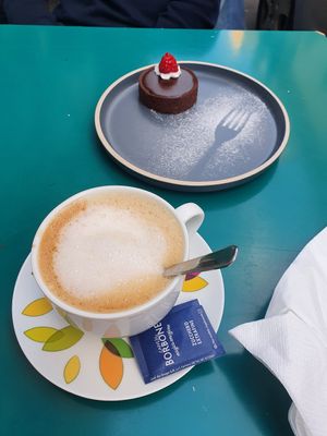  at Vegan Art in Naples